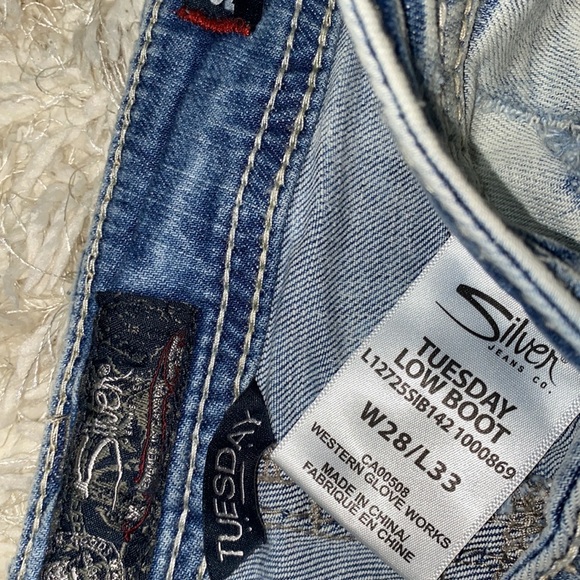 Silver Jeans - Picture 3 of 3